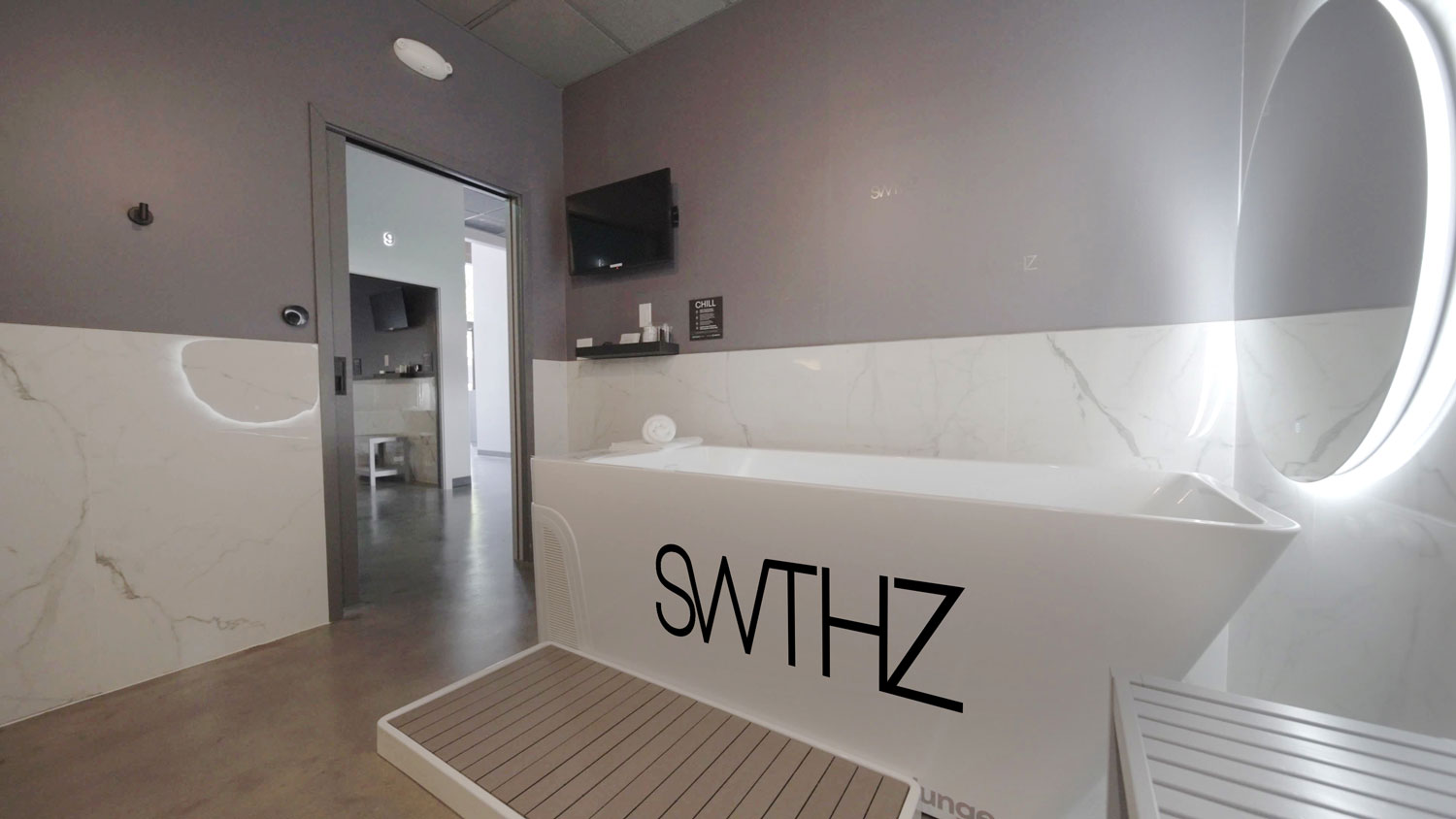 Plunge All-In in a SWTHZ contrast therapy room